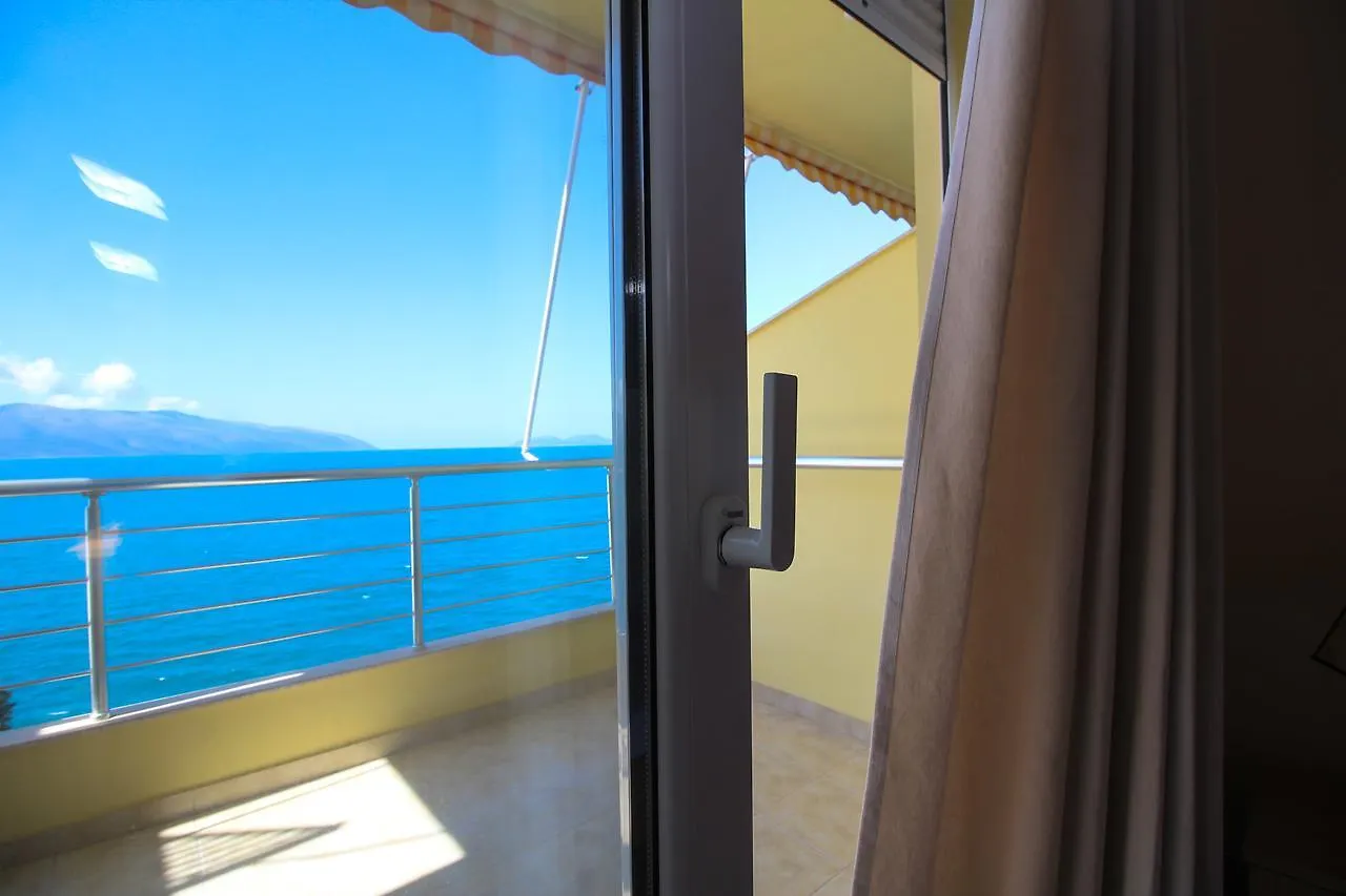 Hotel Kalaja 3*, Vlore Albania