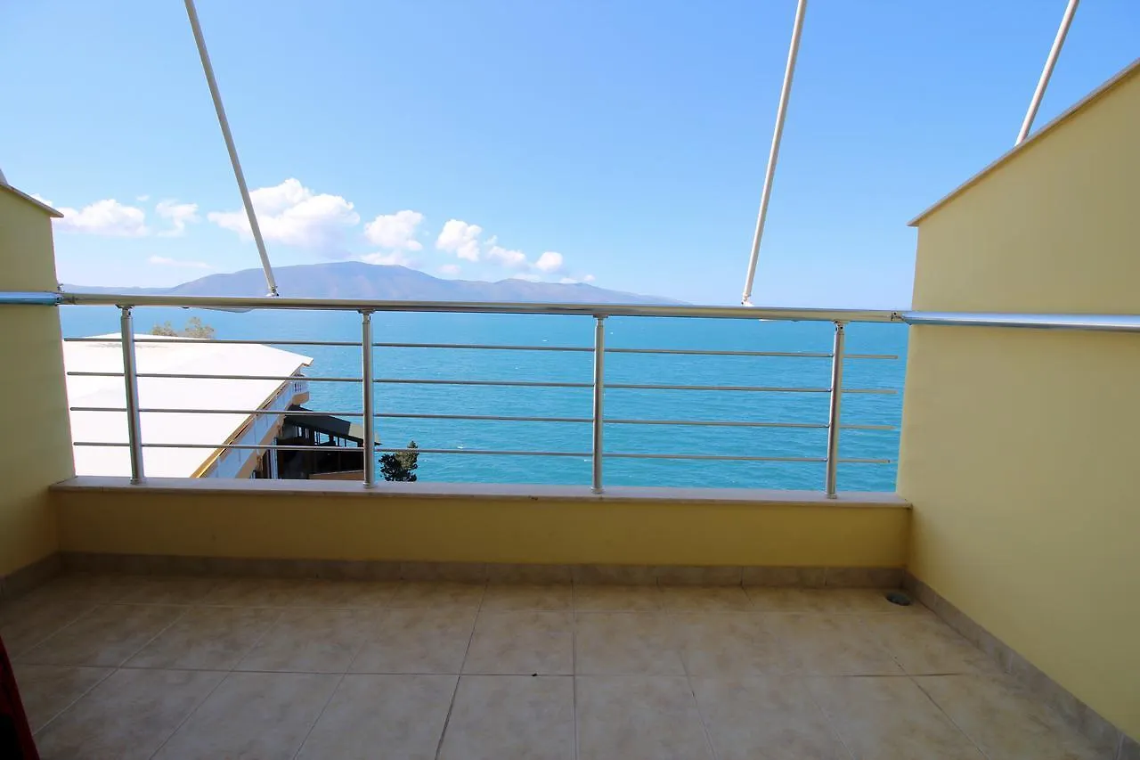 ***  Hotel Kalaja Albania